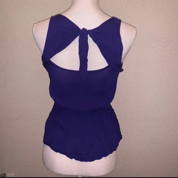 Chic Royal Blue/Purple Sleeveless Blouse - Picture 7 of 7